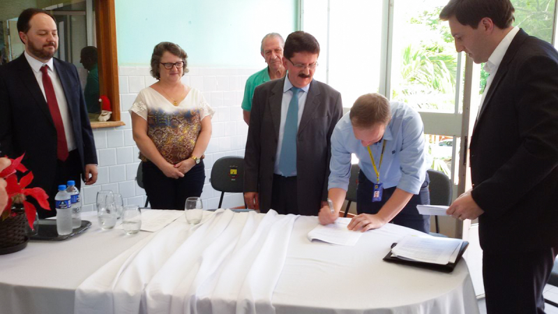 Prefeitura anuncia mais de Dois Milhões e Oitocentos mil em Máquinas, Veículos e Equipamentos